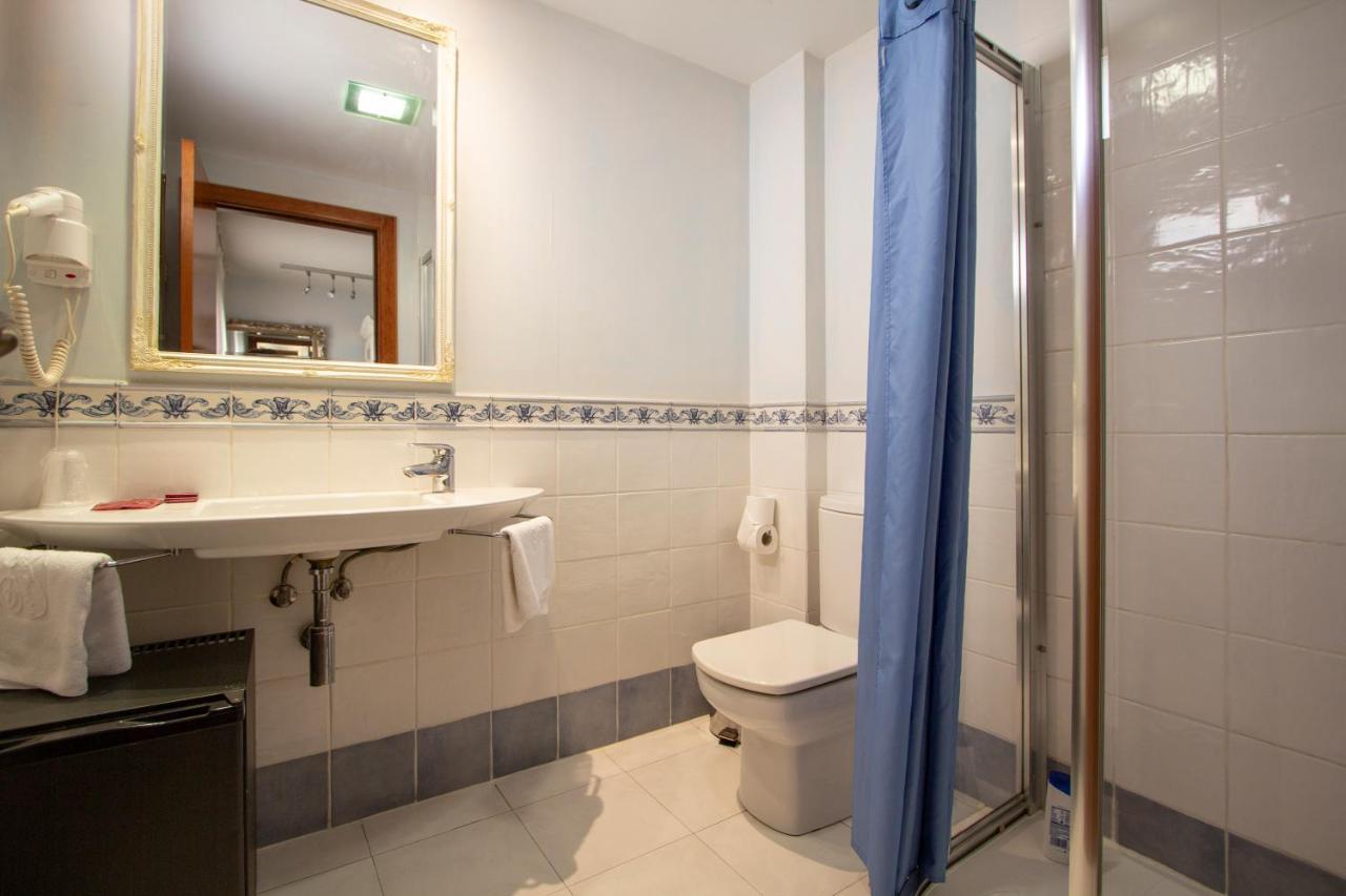 Hostal Los Canteros Golmayo Zewnętrze zdjęcie