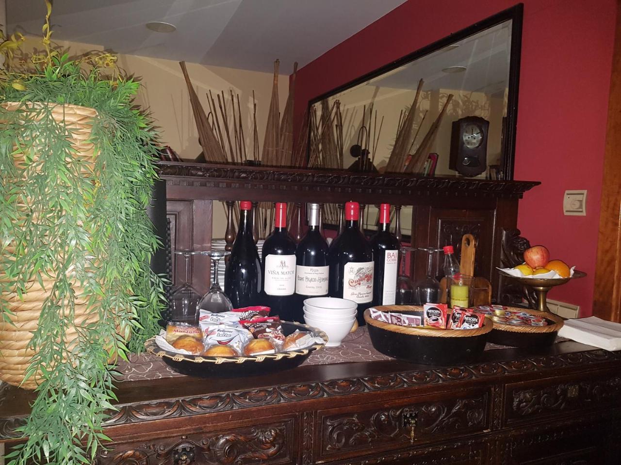 Hostal Los Canteros Golmayo Zewnętrze zdjęcie